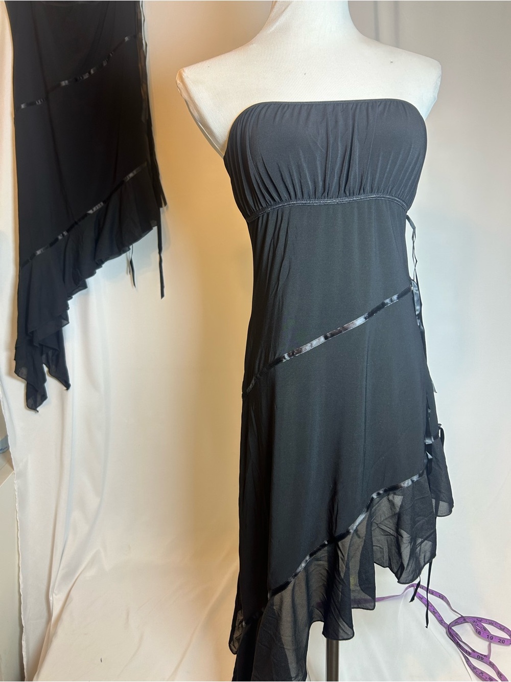Vintage Y2K Strapless Black Women's Dress - Classic Evening Style